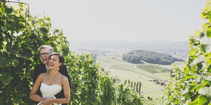 Hochzeit - Hochzeitsessen: 5-Gänge Hochzeitsmenü - Laßnitzhöhe - Dank der erhöhten Lage, hat man einen herrlichen Weitblick über die Weinberge der Südsteiermark. - Weingartenhotel Harkamp