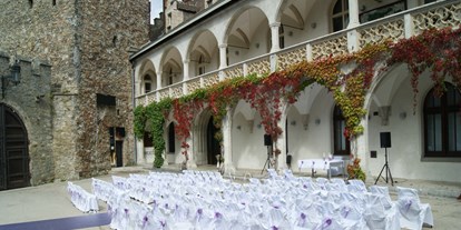 Hochzeit - barrierefreie Location - Pyhrn Eisenwurzen - Romantischer Schlosshof  für bis zu 200Personen - Schloss Rothschild