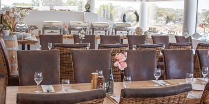 Hochzeit - Parkplatz: kostenpflichtig - Ostseeküste - Captains Lounge - Restaurant Wolkenlos