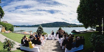 Hochzeit - Trauung im Freien - Bled - Feiern Sie Ihre Hochzeit direkt am Wörthersee - in der Parkvilla Wörth in Prötschach.
Foto © tanjaundjosef.at - Hotel Dermuth / Parkvilla Wörth