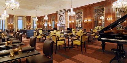 Hochzeit - Art der Location: Wintergarten - Gänserndorf - Speisen wir auf der Titanic - Unser Restaurant die "Bristol Lounge" wurde dem "grill room" der Titanic nachempfunden. - Hotel Bristol Vienna