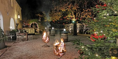 Hochzeit - Hochzeits-Stil: Traditionell - Neumarkt am Wallersee - Empfang im Winter - ****Hotel Schlosswirt zu Anif