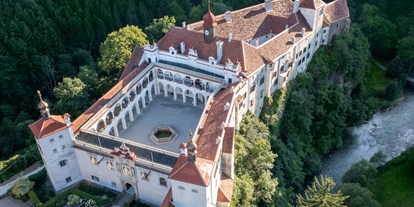 Hochzeit - Umgebung: am Land - Thermenland Steiermark - Gartenschloss Herberstein  - Gartenschloss Herberstein