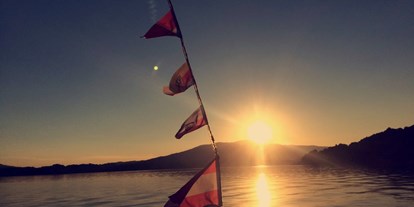 Hochzeit - Umgebung: in den Bergen - Oberösterreich - einzigartige Sonnenuntergänge am Mondsee - Mondsee Schifffahrt Hemetsberger
