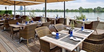 Hochzeit - Art der Location: Restaurant - Donauraum - Hilton Vienna Danube Waterfront