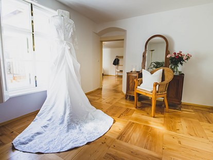 Hochzeit - Trauung im Freien - Walpersdorf (Inzersdorf-Getzersdorf) - Hochzeitssuite - Kaiser's Hof