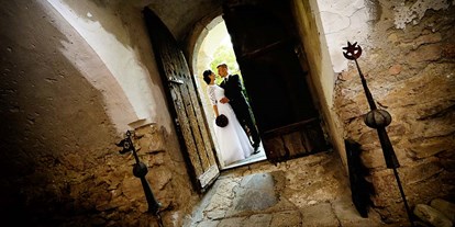 Hochzeit - Art der Location: Schloss - Trautmannsdorf (Bad Gleichenberg) - Heiraten im Schloss Spielfeld, in der Steiermark.
© fotorega.com - Schloss Spielfeld