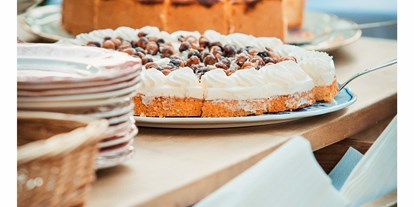 Hochzeit - Art der Location: Schloss - Brandenburg - Die Kuchenauswahl. - Schloss Stülpe