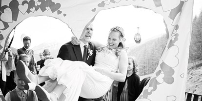 Hochzeit - Umgebung: in den Bergen - Tiroler Oberland - Hochzeitslocation in Sölden mit Übernachtung in den Bergen - Panorama Alm Sölden