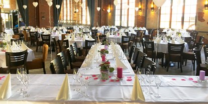 Hochzeit - Art der Location: Eventlocation - Münsterland - Lokschuppen und Grubenlüfter Shim Sham auf der Zeche Westfalen 