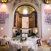 Hochzeitslocation: Der Festsaal des Kloster UND in Krems.
Foto © martinhofmann.at - Kloster UND