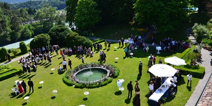 Hochzeit - Hochzeits-Stil: Boho-Glam - Graubünden - Schlosspark ideale Location für Fotoshootings, Apéro und Feiern - Event Schloss Reichenau