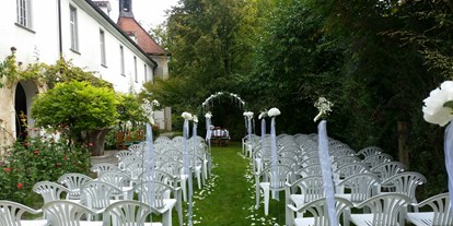 Hochzeit - Geeignet für: Eventlocation - Schweiz - Freie oder kirchliche Trauung im Schlossgarten. Platz für 130 Gäste - Event Schloss Reichenau