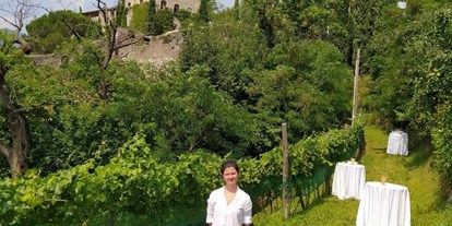Hochzeit - Hochzeitsessen: mehrgängiges Hochzeitsmenü - Trentino-Südtirol - Sektempfang im Weinberg des Schloss Wangen in Bozen. - Schloss Wangen Bellermont
