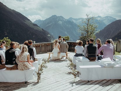 Hochzeit - Trauung im Freien - Gnadenwald - Eure Traumhochzeit in den Bergen Tirols. - Grasberg Alm