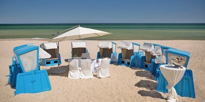 Hochzeit - Art der Location: ausgefallene Location - Vorpommern - Standesamtliche Trauung am Strand im Ostseebad Göhren - Vju Hotel Rügen