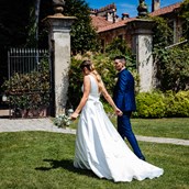 Hochzeitslocation: Der Park bietet zahlreiche tolle Plätze für unvergessliche Hochzeitsfotos. - AL Castello Resort -Cascina Capitanio 