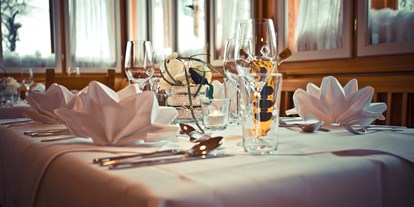 Hochzeit - nächstes Hotel - Bad Reichenhall - Ein festlich gedeckter Tisch wertet Ihre Feier auf - Panoramagasthof DaxLueg