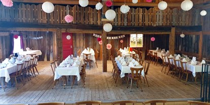 Hochzeit - Hochzeits-Stil: Boho-Glam - Allgäu / Bayerisch Schwaben - Kultur-Stadl Wörleschwang 