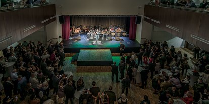 Hochzeit - Geeignet für: Theater und Musical - Wien Ottakring - Danubium - Der Stadtsaal in Tulln