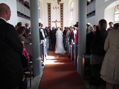 Hochzeit - Geeignet für: Private Feier (Taufe, Erstkommunion,...) - Brandenburg Nord - Schloss Ziethen - kirchliche Trauung - Schloss Ziethen