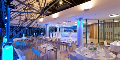 Hochzeit - interne Bewirtung - Holzwickede - Panoramarestaurant in der Stadthalle Hagen | Betischung nach Ihren Wünschen - Panoramarestaurant in der Stadthalle Hagen