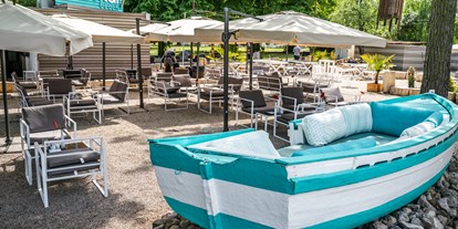 Hochzeit - Hochzeits-Stil: Modern - Gründau - White Lounge - Mookai Beach Hanau 