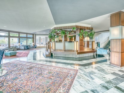 Hochzeit - Preisniveau: hochpreisig - Landskron - Lobby Hotel Parks
Schlechtwetter-Alternative für Empfang und Agape - Hotel Parks Velden