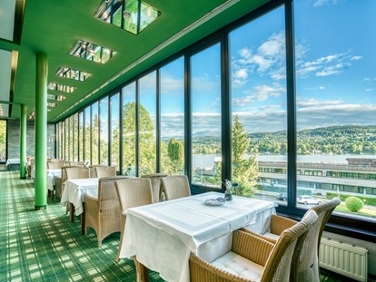 Hochzeit - Art der Location: Restaurant - Kärnten - Ausblick vom Grünen Saal - Hotel Parks Velden