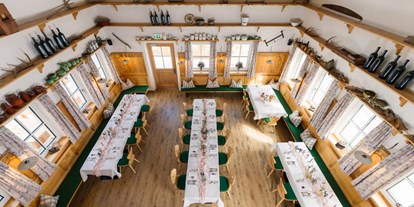 Hochzeit - Art der Location: Restaurant - Steiermark - Der Zloam Wirt im Narzissendorf Zloam eignet sich perfekt für Hochzeitsfeiern bis zu 70 Personen über 2 Ebenen. - Narzissendorf Zloam