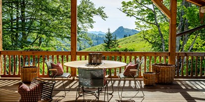 Hochzeit - Oberbayern - Obere Brösel Alm - Lounge - Blick in die Bergwelt - Berghotel Sudelfeld - Brösel Alm