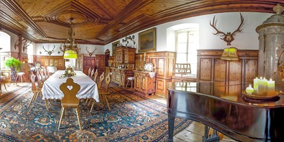 Hochzeit - Hochzeits-Stil: Vintage - Diex - Zirbensaal 
Schloss Lichtengraben - Gut Schloss Lichtengraben  - romantisches Schloss exklusive mieten