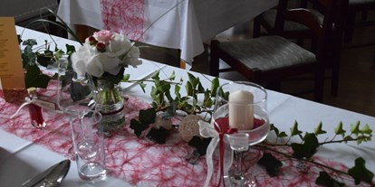 Hochzeit - Art der Location: Restaurant - Donauraum - schön, schön, einfach tolle Dekorationen - Bio Kräuterlandgasthaus mit Eventsaal für Hochzeiten