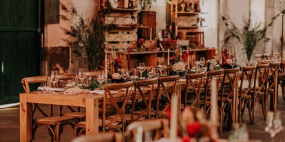 Hochzeit - Geeignet für: Firmenweihnachtsfeier - Wals - Hochzeit im Moarhaus mit rustikaler Bestuhlung für ca. 140 Personen - Stiegl-Gut Wildshut