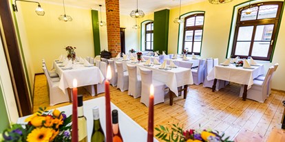 Hochzeit - Hochzeitsessen: Catering - Thüringen Ost - Grüner Salon in der Hochzeitslocation - Villa-Kapellendorf