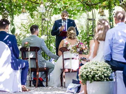 Hochzeit - Trauung im Freien - Kurpfalz - Elliots Cafe's Gartenhaus 