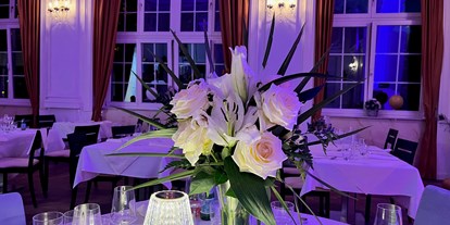 Hochzeit - Geeignet für: Private Feier (Taufe, Erstkommunion,...) - Wien Leopoldstadt - Tische - Kumar's Kitchen
