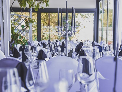Hochzeit - Hochzeitsessen: Buffet - Perchtoldsdorf - Unser herrlicher Wintergarten lädt auch im Inneren zu einer fantastischen Hochzeitsfeier ein. - Donau Restaurant - Vabene