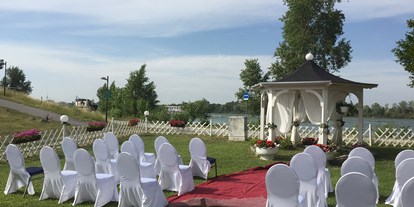 Hochzeit - Art der Location: im Freien - In der Loggia des Restaurant Vabene können Gartenhochzeiten direkt am Wasser gefeiert werden. - Donau Restaurant - Vabene