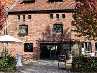 Hochzeit - Festzelt - Speyer - Der Eingang zu der Location - Eichenstolz