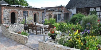 Hochzeit - Der Ferienhof Linow überzeugt mit seiner großen Gartenanlage für eine Hochzeit im Freien. - Ferienhof Linow