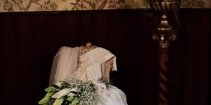 Hochzeit - Hochzeitsessen: 5-Gänge Hochzeitsmenü - Sauerland - Das Schloss und die Außenanlagen bieten zahlreiche, einzigartige Fotomotive. - Schloss Friedewald (Westerwald)