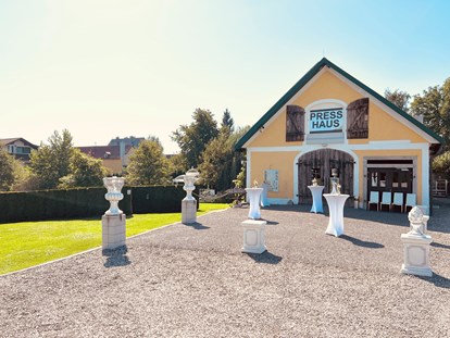 Hochzeit - Art der Location: Wintergarten - Haibach (Natternbach) - Presshaus Aschach Hochzeits & Party Location