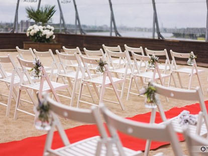 Hochzeit - Art der Location: Strand - Meerbusch - Monberg