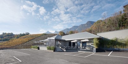 Hochzeit - Weinkeller - Italien - Parkplatz für 62 Autstellplätz, eventueller Shuttledienst oder Busdienst vorhanden - PHILIAZ