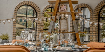 Hochzeit - Art der Location: Hotel - Salzburg - Wie es euch gefällt - wundervolle flexible Lösungen für eure Hochzeitstafel. - Sendlhofer's