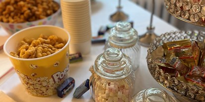 Hochzeit - Candybar: Donutwall - Brandenburg - Hotel Seeschloss am Bötzsee bei Berlin-Für die schönsten Feiern in Ihrem Leben!