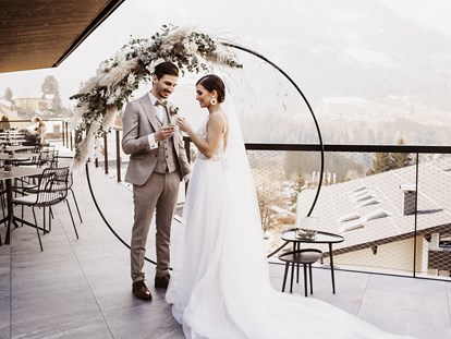 Hochzeit - Hochzeitsessen: mehrgängiges Hochzeitsmenü - deck7 - Rooftop Haven Mountain Retreat