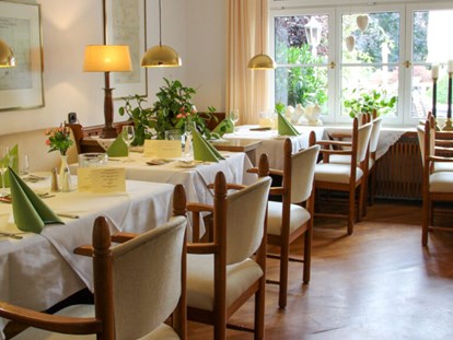 Hochzeit - Art der Location: Restaurant - Werne - Damenzimmer für ein feines Menü - Naundrups Hof