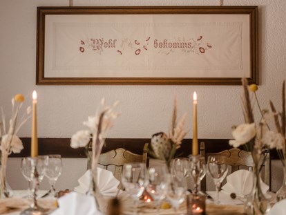 Hochzeit - Hochzeitsessen: 5-Gänge Hochzeitsmenü - Weserbergland, Harz ... - Hochzeitstisch - Brackstedter Mühle - Hotel & Restaurant